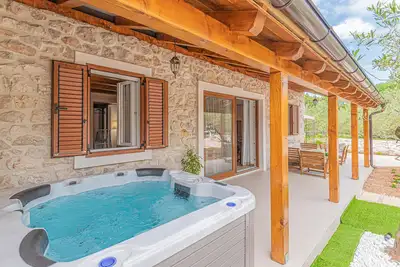 Image de Magnifique maison à Sibenik avec WiFi