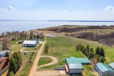 Image de Lake cabin in Garrison Creek (lake Sakakawea