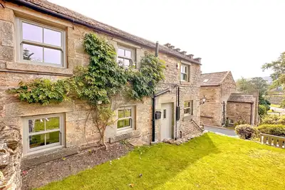 Image de Holiday home for 4 people, breath taking scenery, bike storage, WiFi & only a short walk to the pub.