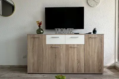 Image de A deux pas de la Plage! Studio Cosy idéal entre amis, en couple ou en famille!