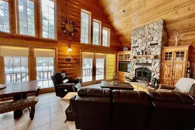 Image de Little Cottage On Prairie - Prairie Lake That Is! ! !