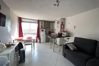 Image de Studio Cabine En Bas Du Mont Saint Martin