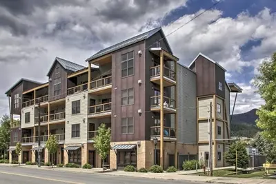 Image de Gorgeous Penthouse w/Views! Sleeps 4. Comfy and Cozy