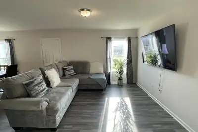 Image de Brand New Modern Home