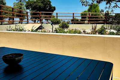 Image de Appartement de luxe en bord de mer surveillé à 30 mètres de la mer