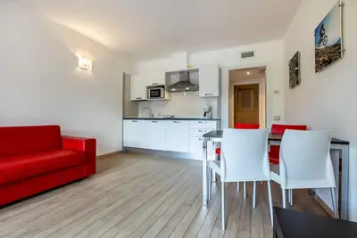 Image de Appartement 'Bilocale 4 Persone Villa Treccani' avec vue sur le lac, Wi-Fi et climatisation