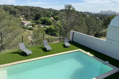 Image de Villa Vanessa Avec Piscine A 5 Minutes Du Centre Ville