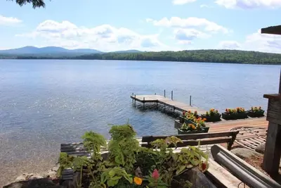 Image de Lake and Mountain views!