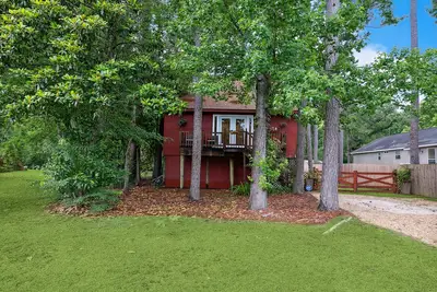 Image de Southern Waterfront Home