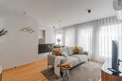 Image de Downtown Bliss w/ Ac by LovelyStay