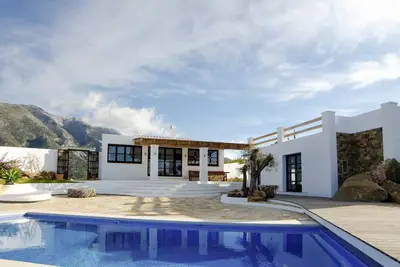 Image de Villa Chepita - Quatre Chambres Villa, Couchages 8