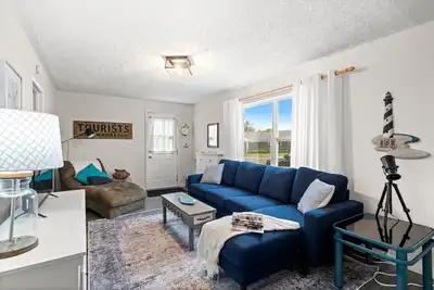 Image de The Cottage on First