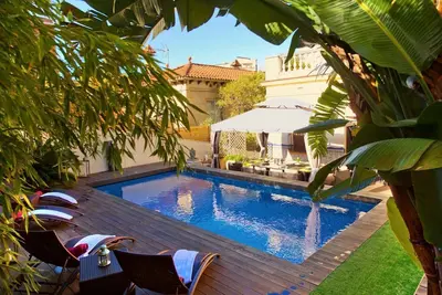 Image de Casa Cartella - Huit Chambres Villa, Couchages 16