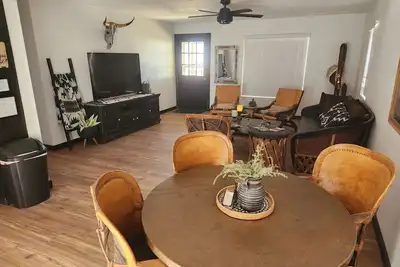 Image de El Pino - hot tub, views, comfort, quiet vibe