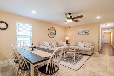 Image de Atlas Home~peaceful~roomy~Milton Fl