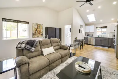 Image de Modern Pacific Vacation Rental: 5 Mi to Lake Tapps