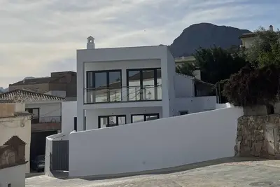 Image de Villa La Fuente en Entorno Privado con Piscina a dos Niveles