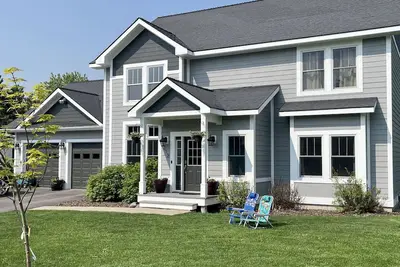 Image de Stunning Open Floor Plan Escape!