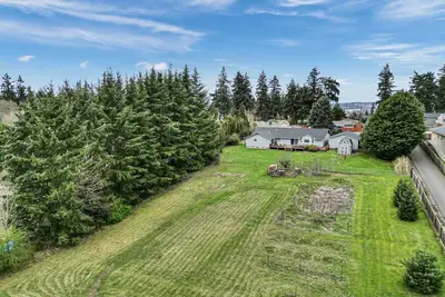 Image de North Hill Homestead, 4 Br, king bed, jacuzzi tub, billiard room on 2. 5 acres