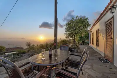 Image de Maison de vacances 'El Naranjo Viejo' avec vue sur la mer, Wi-Fi et climatisation