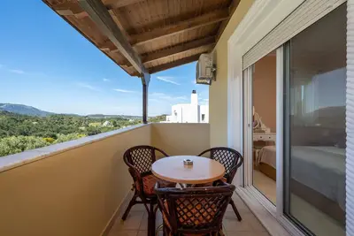 Image de Sunny Garden Apartment 2