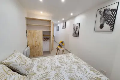 Image de Charmant Appartement au Centre-ville d'Épinal, Parfait pour 2 avec Commodités Incluses
