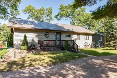 Image de Lovely Lakefront Home On The Eastern Side Of Castle Rock Lake