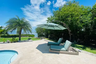 Image de The Harbor House with Open Bay Views