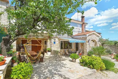 Image de Appartement de vacances pour 4 personnes env. 50 qmà Rovinjsko Selo, Istrie (Istrische Riviera)