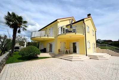 Image de Appartement de vacances Malinska pour 1 - 5 personnes avec 2 chambres à coucher - Appartement de vac