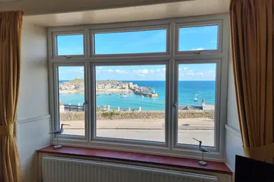 Image de Morvah - stunning views of the harbour and beyond