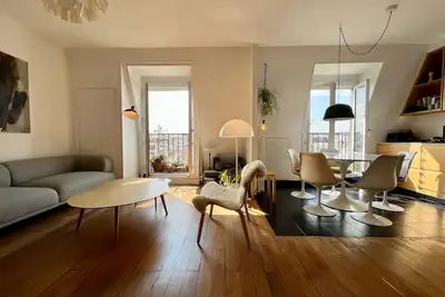 Image de Charmant 3 pièces 5ème arrondissement avec vue sur les toîts de Paris