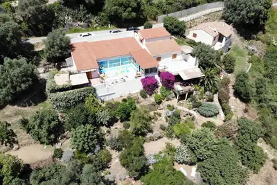 Image de Villa Entre, Ciel, Montagne et mer
