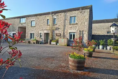 Image de Corner Cottage At Brackenthwaite Farm, pet friendly in Arnside