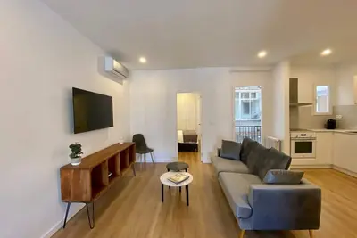 Image de Castellana Plaza I Chic 2 Br home near Castellana