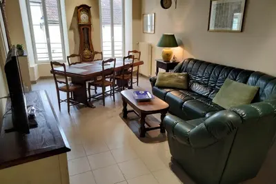 Image de La tour : Gîte familial et original