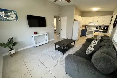 Image de Cozy 2 bedroom/1 bath short drive to Anna Maria Island