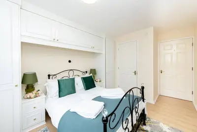 Flat 5 Parkview-Premium-Appartement-Salle de bain privée séparée-Balcon