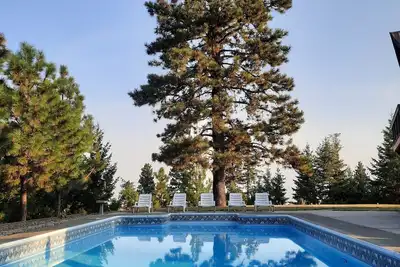 Image de Waha Resort Private cabin in the Craig Mountains