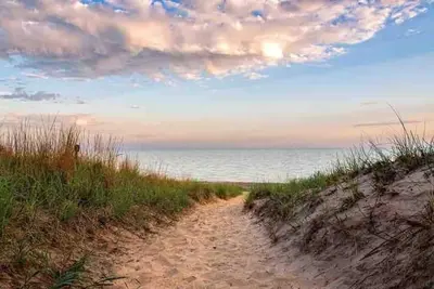 Image de Blue Birdhouse - No Cleaning Fee - Pet Friendly - Dunes National Park