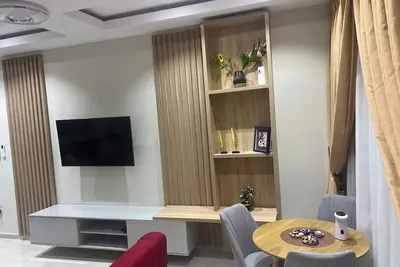 Image de Cozy 2Bedroom w/Queen Beds + vibrant Living Room + Hi-speed WiFi + Kitchen