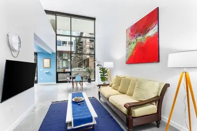 Elegant design meets optimal location amid the natural beauty of Downtown Redmond.