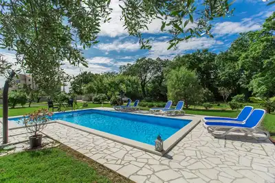 Image de Apartment with pool, garden, air conditioning, barbecue, children's playground