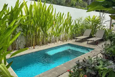 Image de Halcon East Apartment | Private Salt Pool Retreat