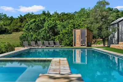 Image de Cedar Trunk Ranch w Pool Sauna Pickleball & More