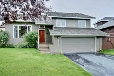 Image de Beautiful South Anchorage Home