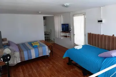 Mi casa, Su casa