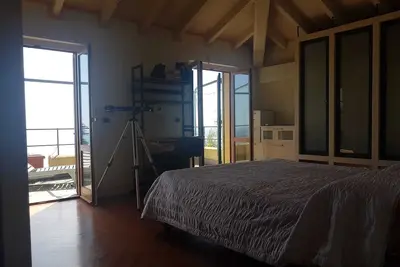 Image de Sea view villa with pool