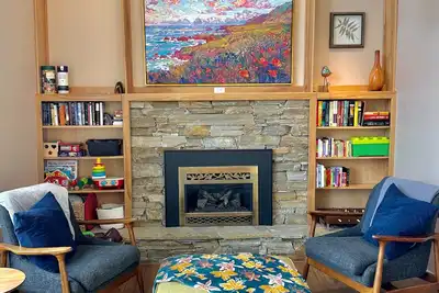 Image de Coastal home with guest house