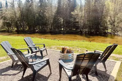 Image de Platte River Cabin